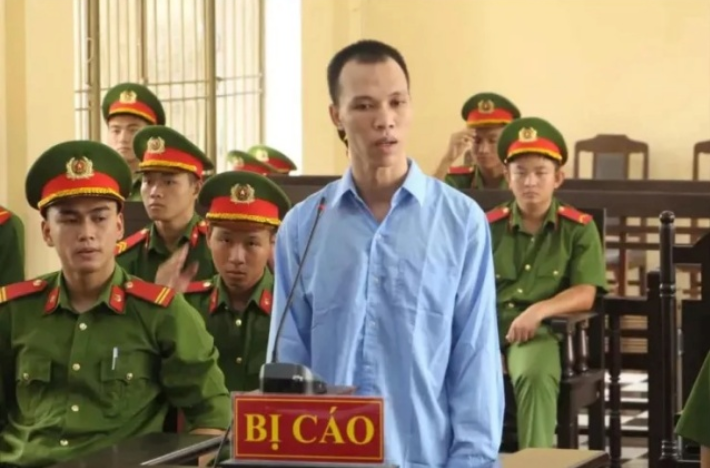 Thanh niên r:a t:ay với mẹ ruột vì cho rằng bà đ:ẻ tôi ra mà không lo cho tôi chu đáo: Quả thật quá xót xa